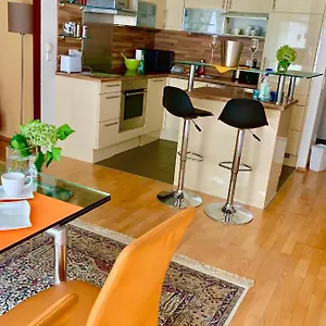 Luxurious Incl Garage And Terrace , Wien Österreich